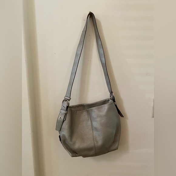 COACH HOBO METALLIC SILVER PEBBLED LEATHER SHOULDER BAG - Picture 1 of 13